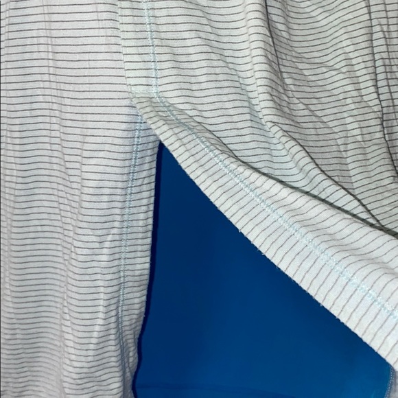 Blue and turquoise Lululemon tank top - Picture 3 of 3